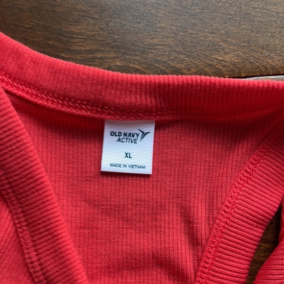 NWT Old Navy Active Halter - Picture 4 of 5